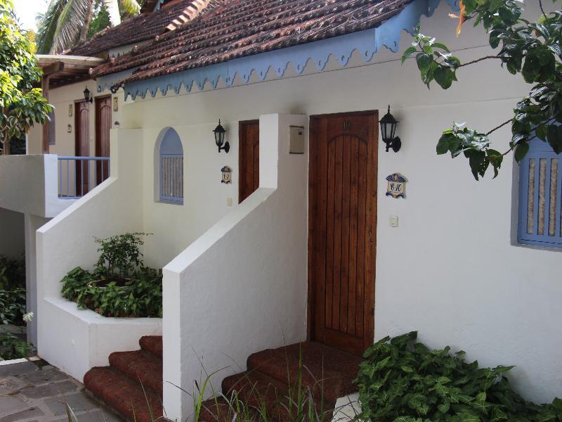 Prainha Resort By The Sea Taleigao Bagian luar foto