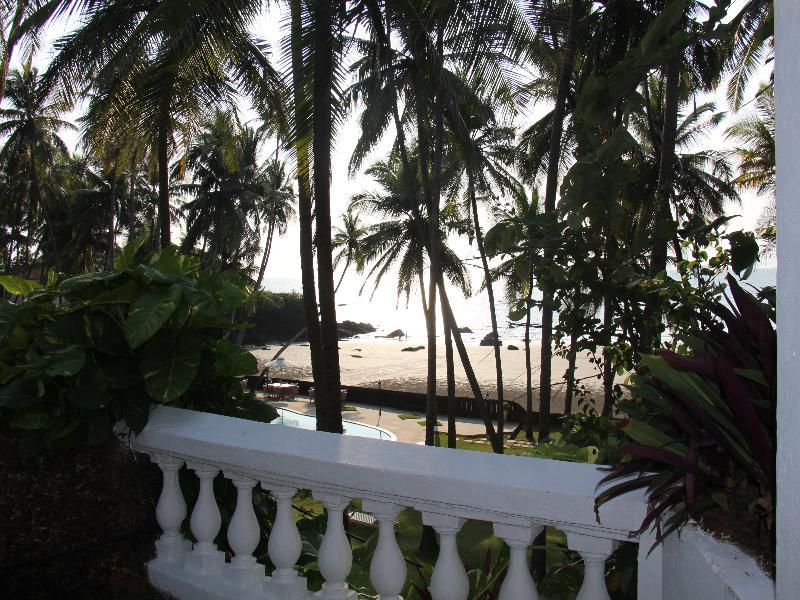 Prainha Resort By The Sea Taleigao Bagian luar foto