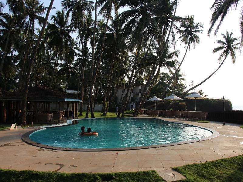 Prainha Resort By The Sea Taleigao Bagian luar foto