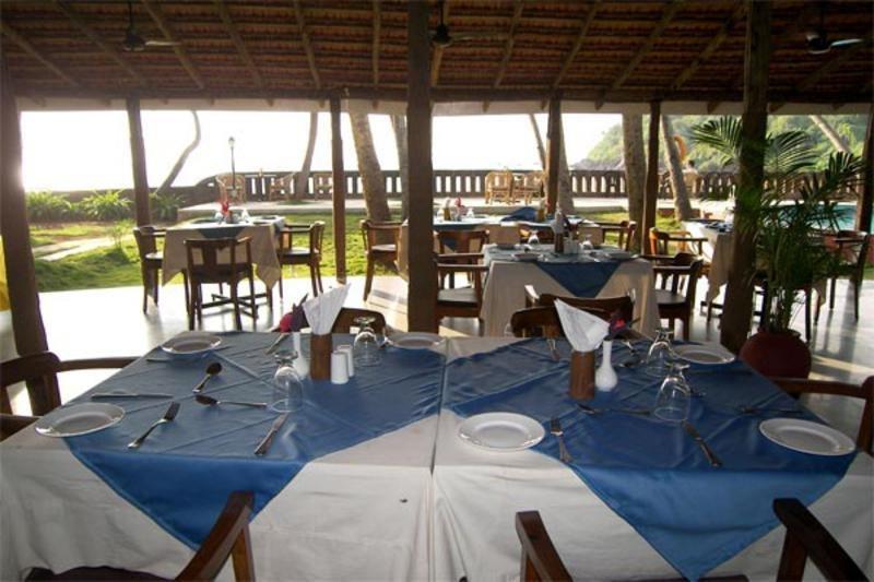 Prainha Resort By The Sea Taleigao Bagian luar foto