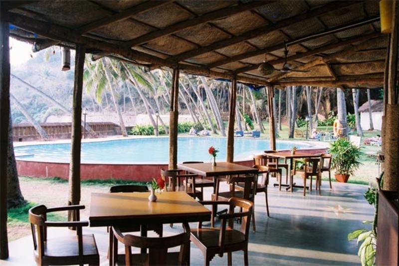Prainha Resort By The Sea Taleigao Bagian luar foto